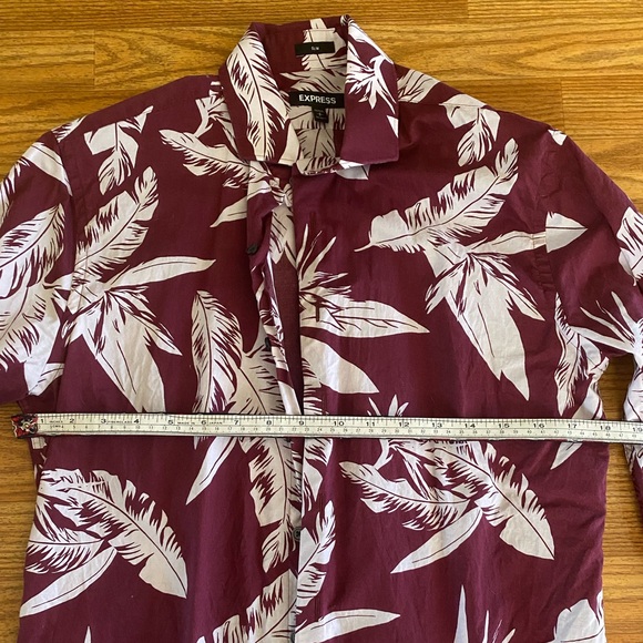 Express button down size small - Picture 3 of 5